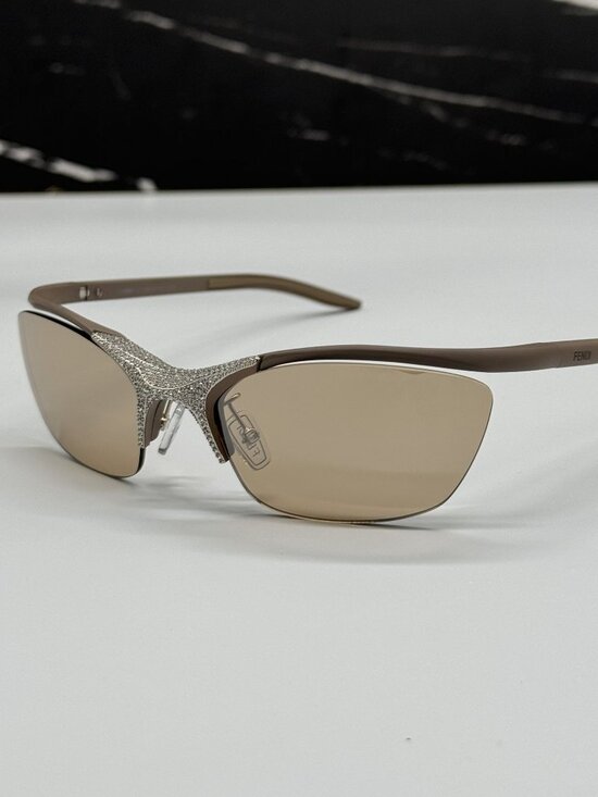 NEW FENDI FE40176U 46G LIMITED EDITION SUNGLASSES BEIGE WOMEN EYEWEAR FENDI main image 7